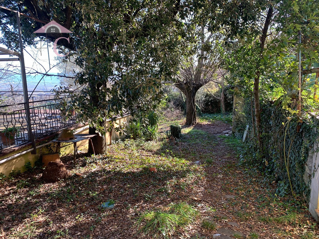 narni casa singolamcon due appartamento terreno garage e cantina 8.png